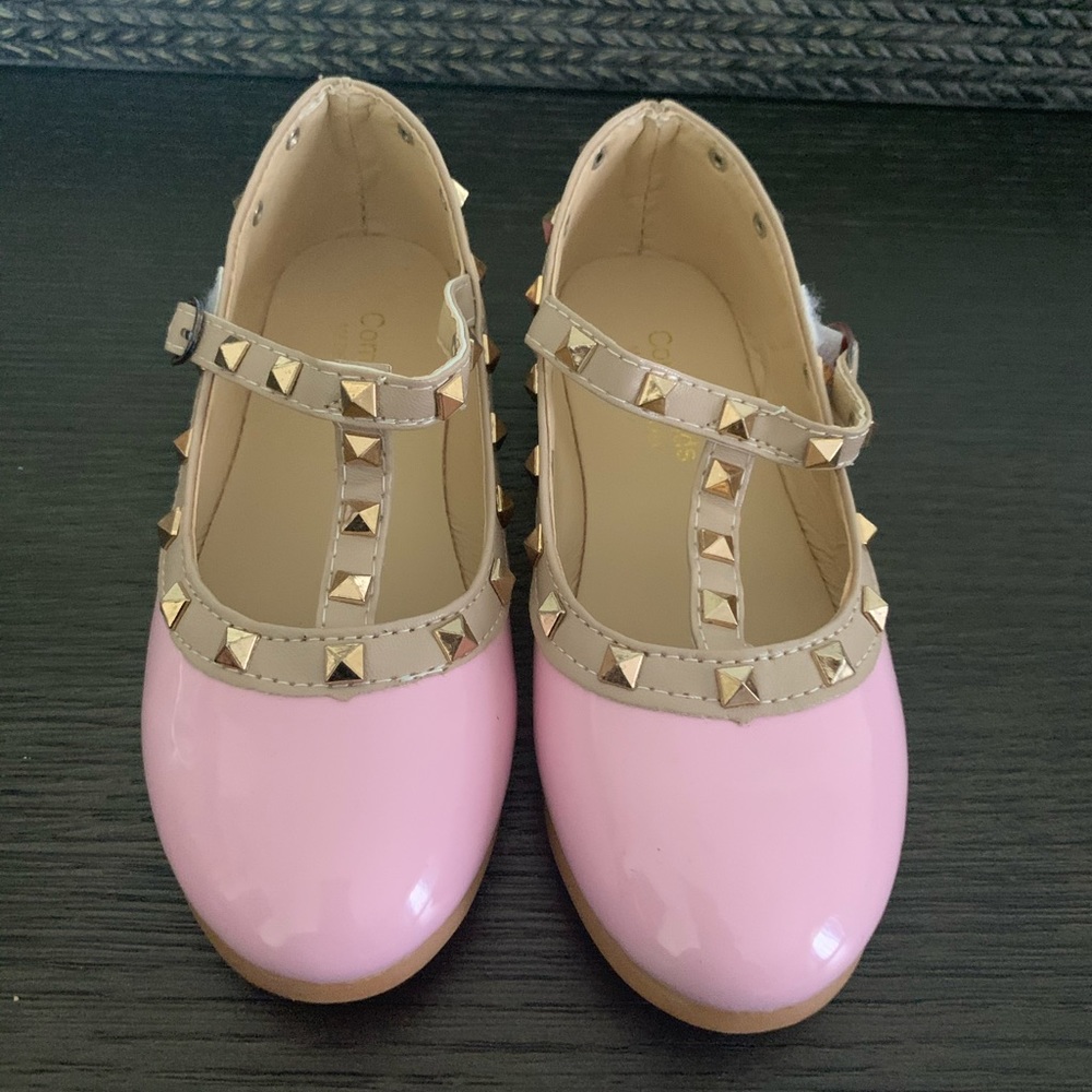 Studded pink dress shoe